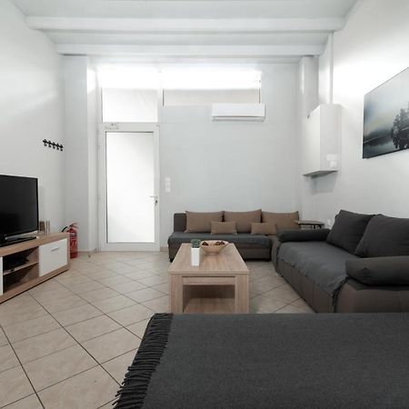 Spacious Apartment-600M From The Subway Atene Esterno foto