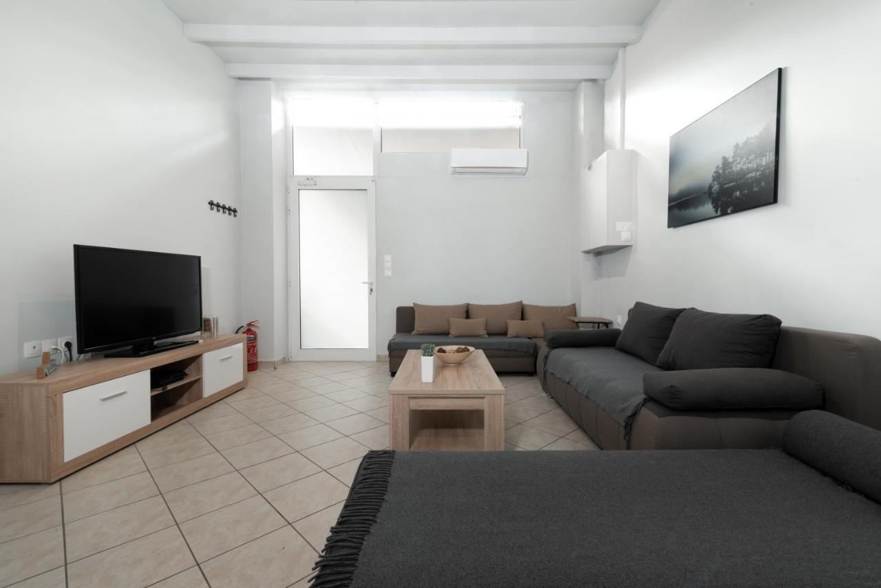Spacious Apartment-600M From The Subway Atene Esterno foto