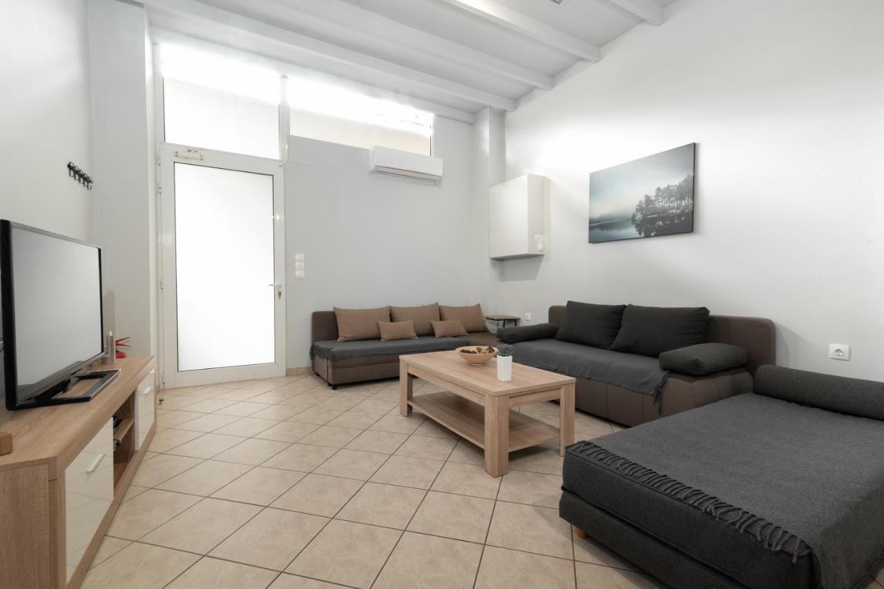Spacious Apartment-600M From The Subway Atene Esterno foto